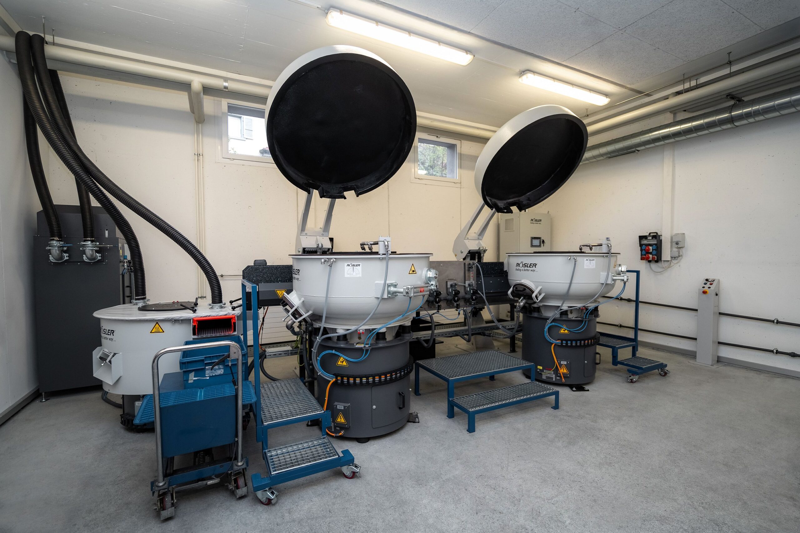 Eingliederungsstätte Baselland ESB setzt auf Gleitschlifftechnik von Rösler